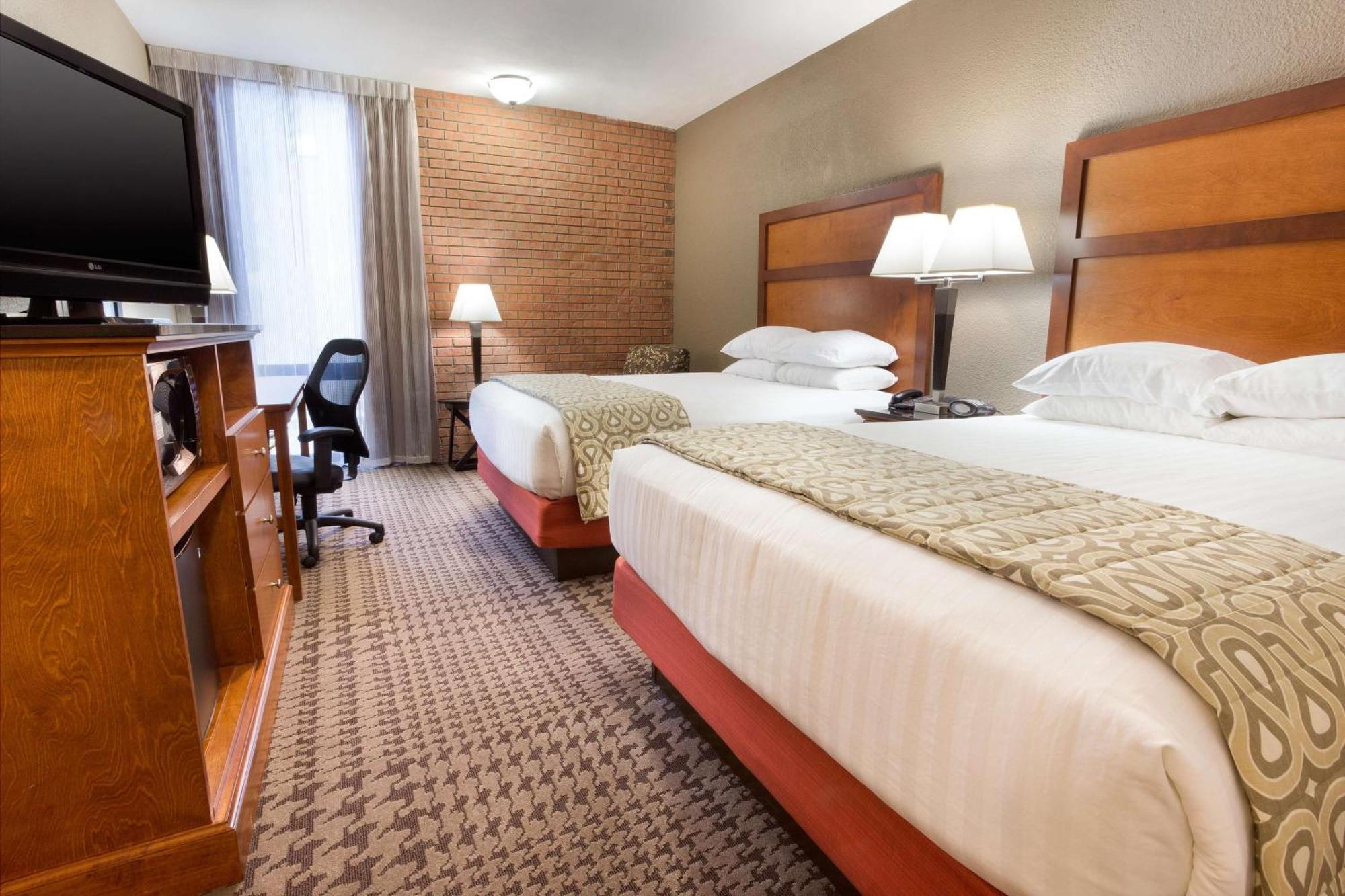 Drury Inn & Suites Jackson Mo Экстерьер фото