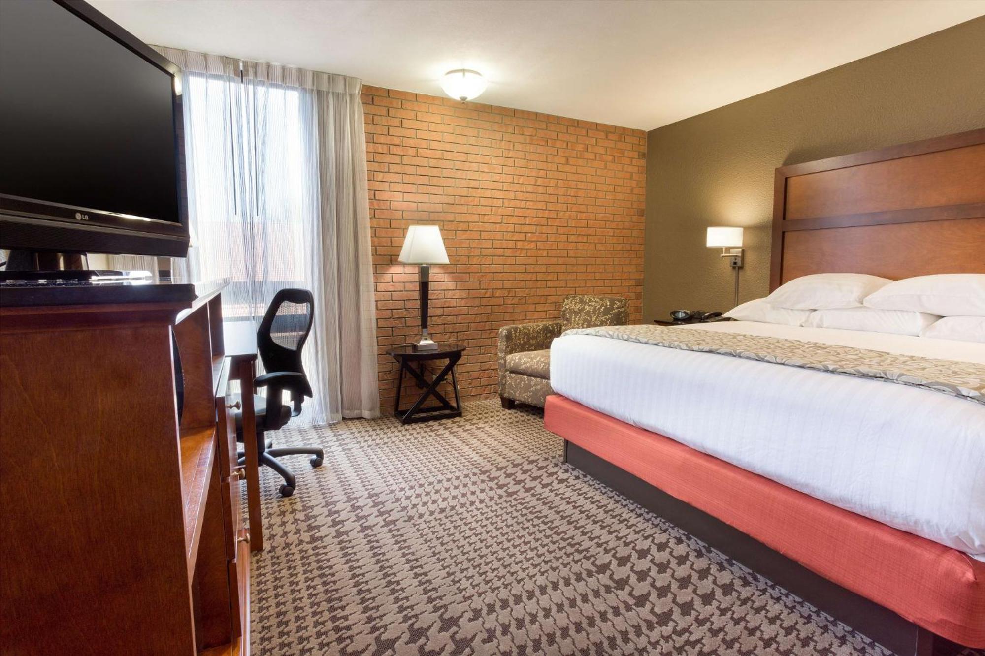 Drury Inn & Suites Jackson Mo Экстерьер фото